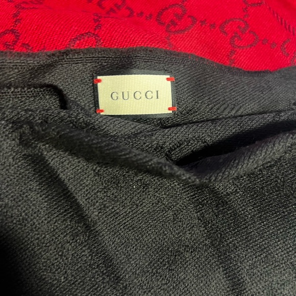 Gucci Black Patterned Scarf GG Unisex - Picture 4 of 4